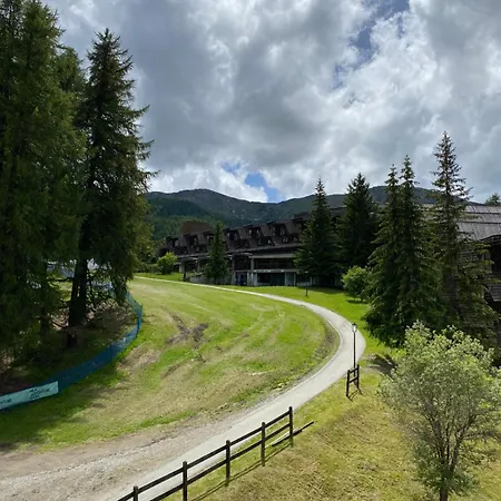 La Finestra Sulla Montagna شقة